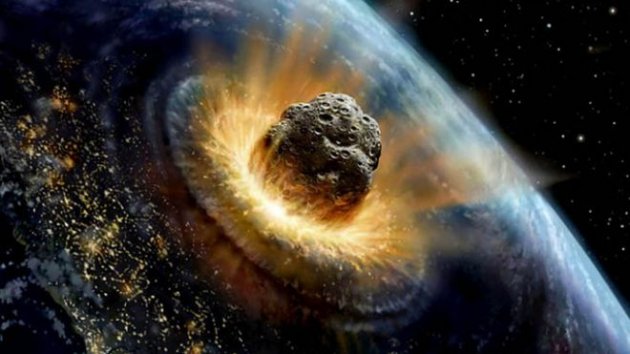 Земля в опасности: к планете приближается астероид