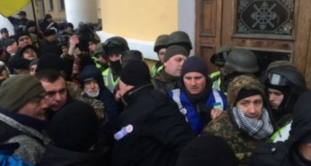 Саакашвили сообщил, кому выгоден взрыв гранаты у Октябрьского дворца