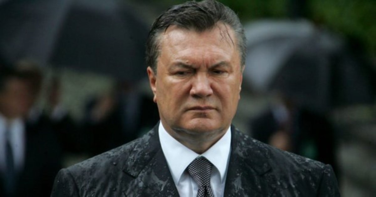 Янукович вернулся в Украину: полиция уже его задержала