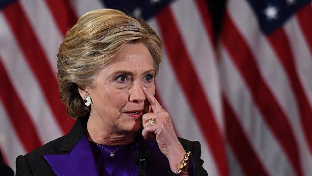 Замешано ФБР: в США назревает громкий скандал вокруг Хиллари Клинтон