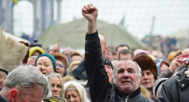 В центр Киева стянули полицию, начинается марш «Стоп Реванш»