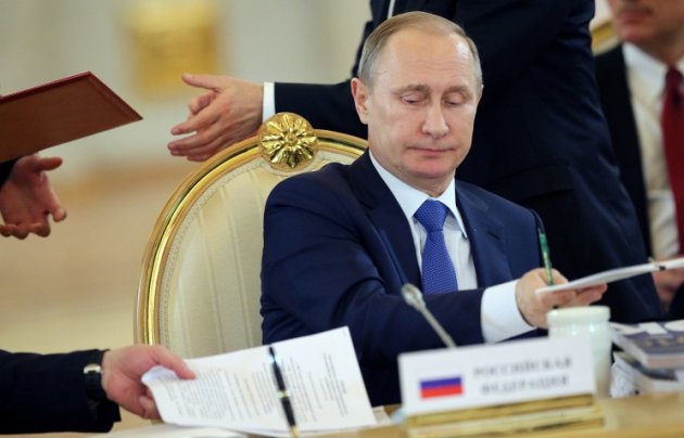 Путин провел совещание Совбеза в связи с законом о реинтеграции Донбасса