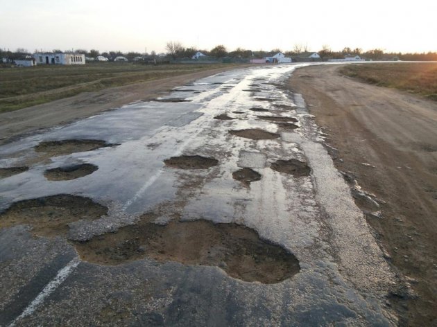 “Качественный” ремонт: киевляне шокированы состоянием дорог