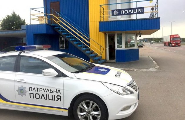 На украинские дороги выпустят дополнительные патрули дорожной полиции