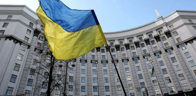 Скандал набирает обороты: еще одна страна пошла на резкий шаг против Украины
