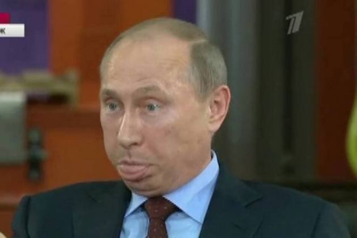 Щеки-базуки: лицо Путина без фотошопа долго не даст вам уснуть