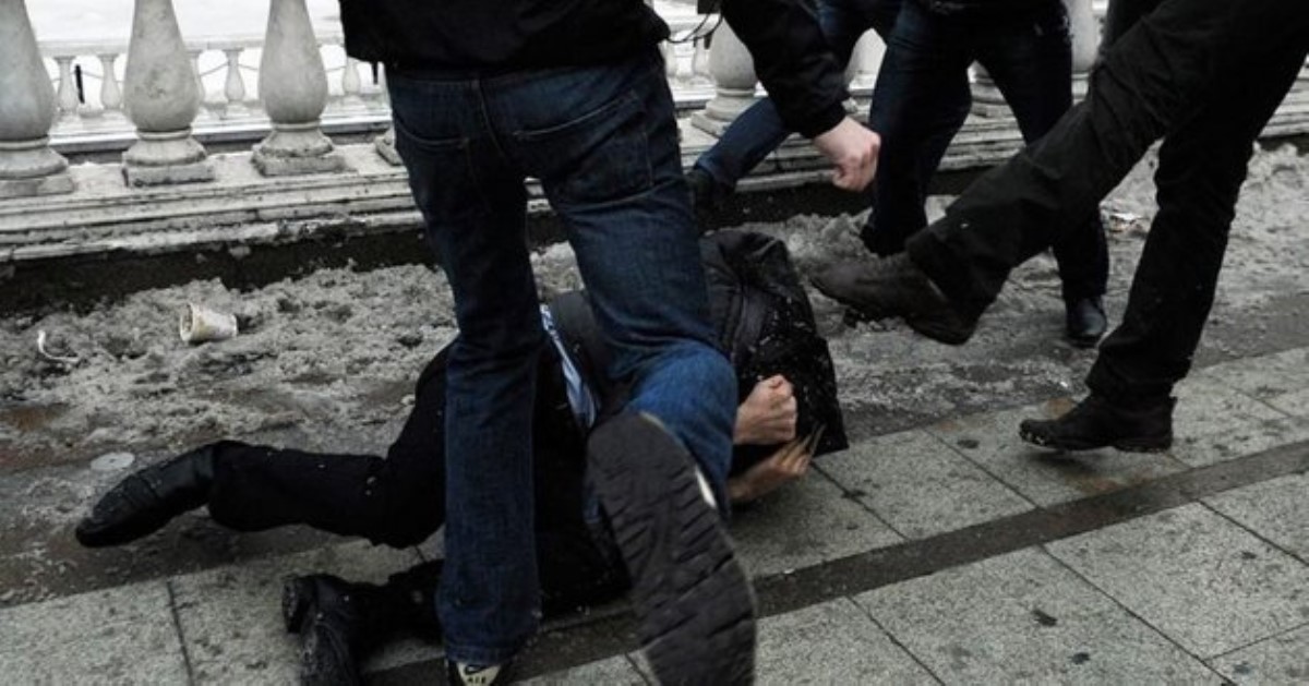 Жесткая стычка националистов и коммунистов в Киеве: есть пострадавшие
