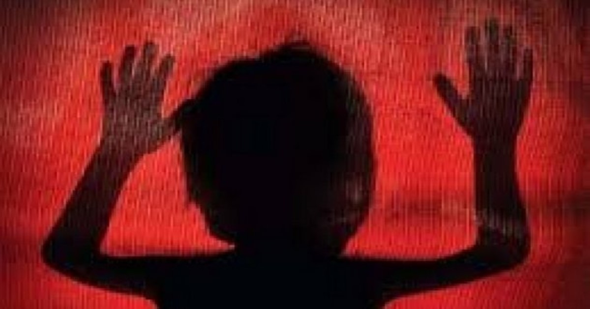 Насиловал сыновей: полиция задержала 30-летнего педофила