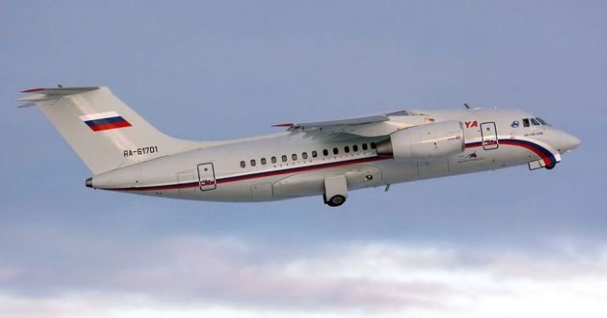 Разбился пассажирский самолет: росСМИ опозорилось выдуманной новостью