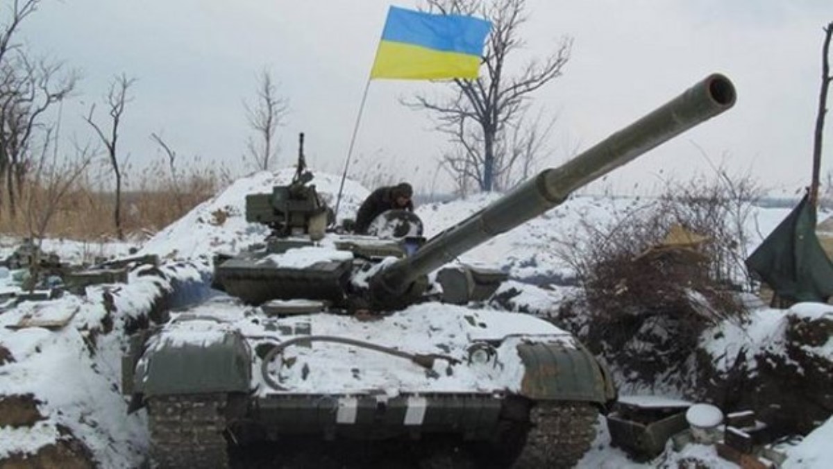 Военные ВСУ уничтожили БМП боевиков возле Докучаевска