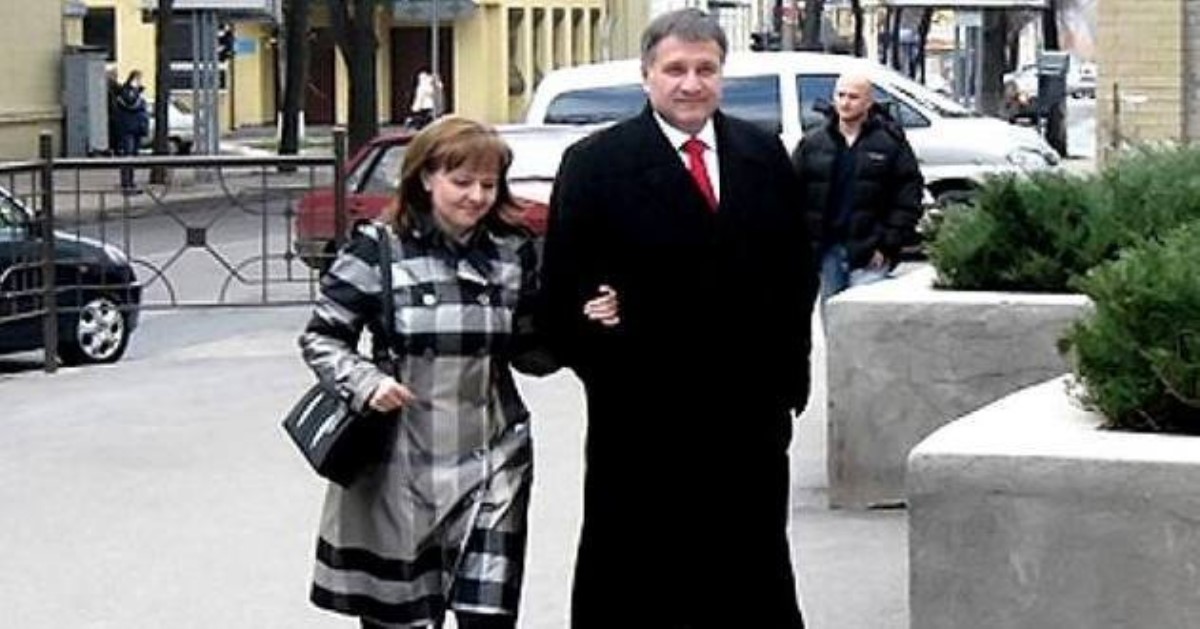 Жена Авакова заработала больше, чем глава МВД в 57 раз