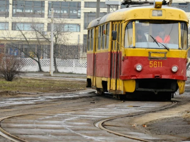 В Киеве разгорелся скандал из-за трамвая в центре города