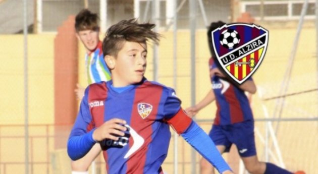 В Испании у 15-летнего футболиста остановилось сердце во время матча