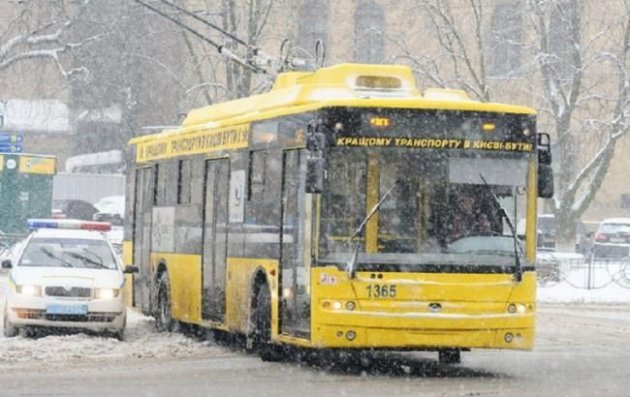 В Киеве общественный транспорт будет ходить не по графику