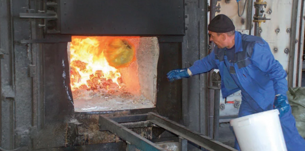 Замена газа: украинцев вынудят сжигать мусор, чтобы согреться