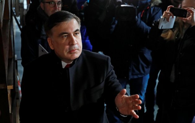 Саакашвили вывезли польским чартером за 8 тысяч евро