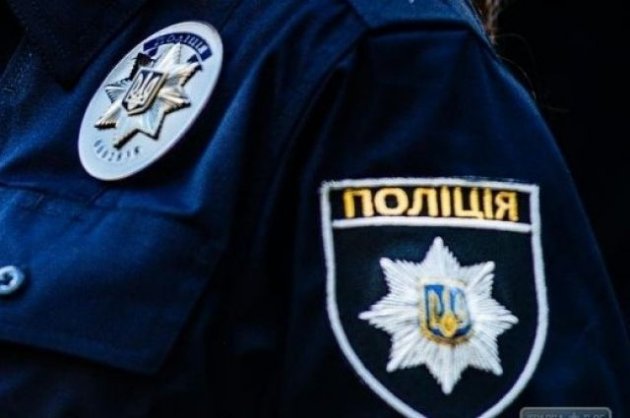 Обокрали, пока оказывала помощь: случай под Киевом возмутил сеть