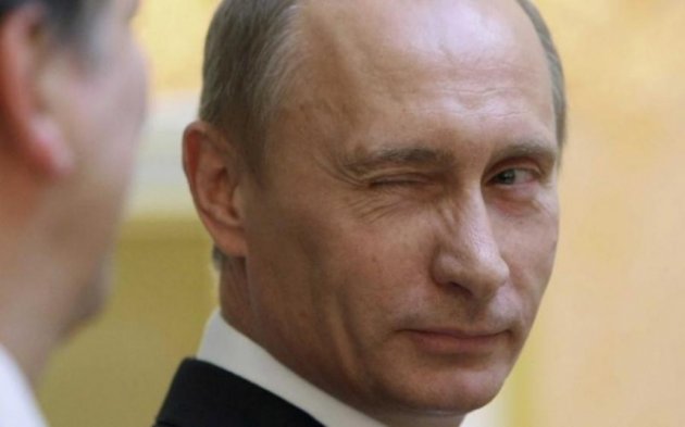 Путин зазывает на выборы сворованной эротикой