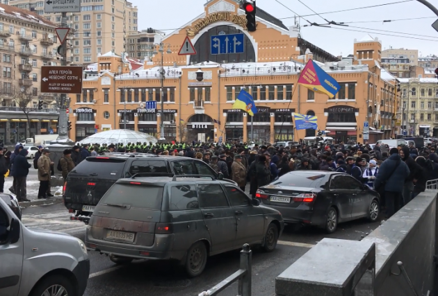 Ветераны перекрыли центр Киева