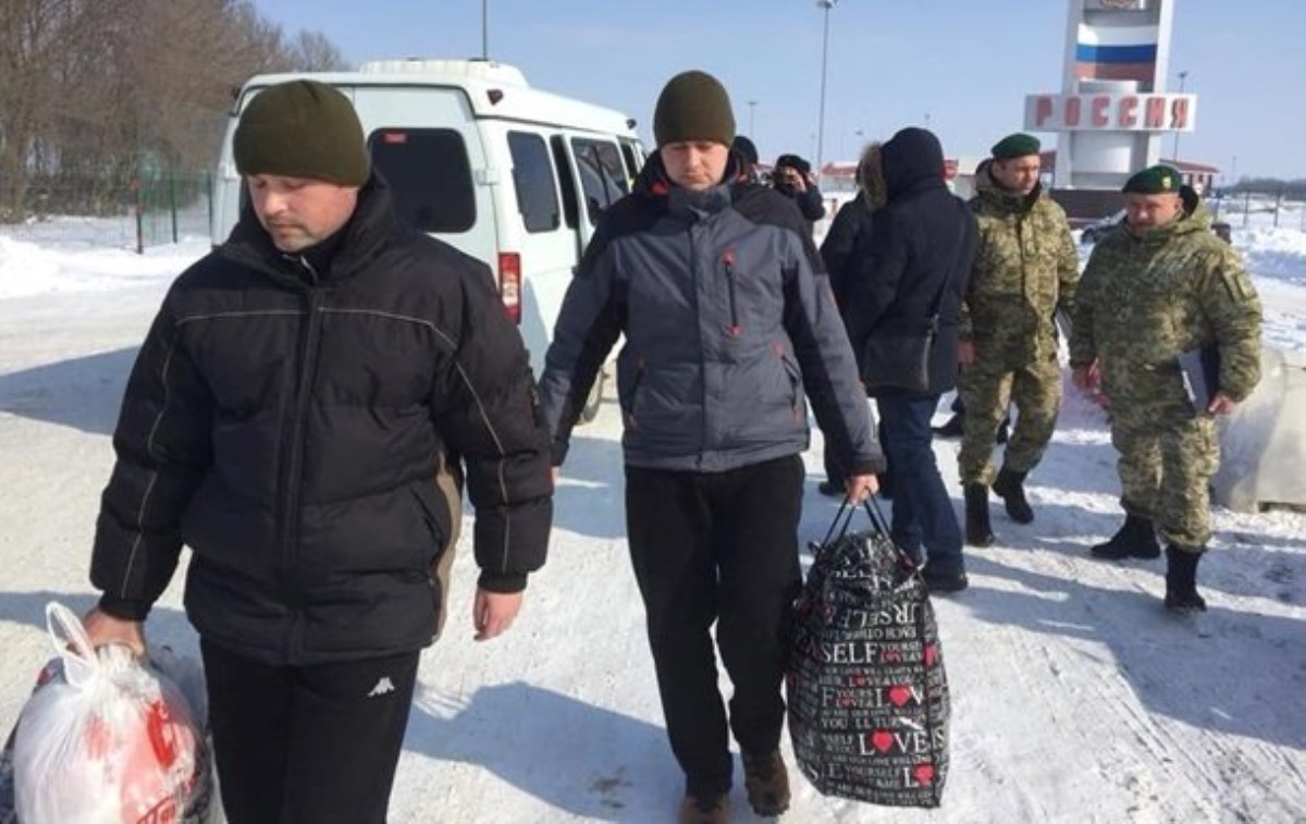 РФ вернула похищенных украинских пограничников