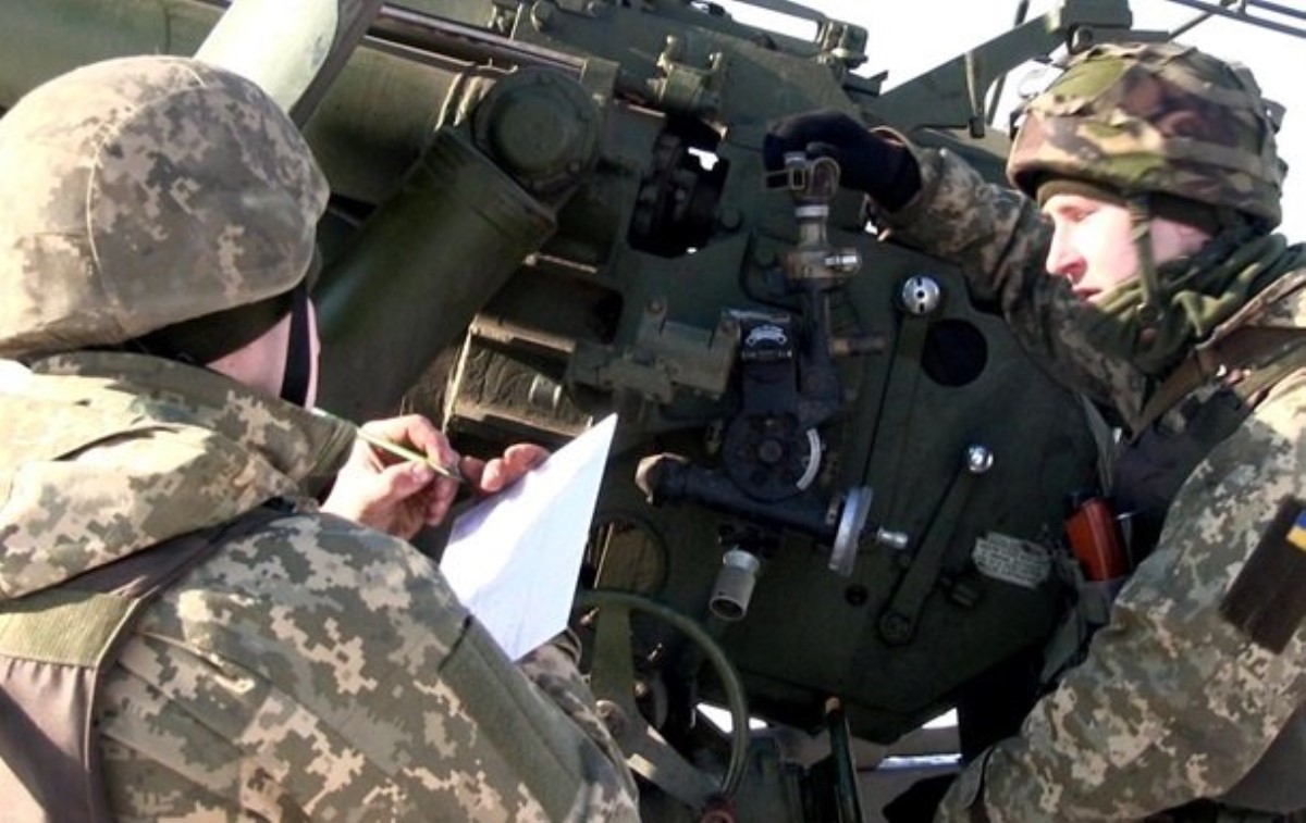 Готовы к выполнению боевых задач: учения артиллерии под Луганском показали на фото