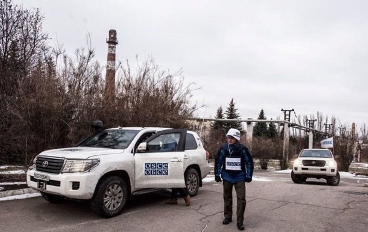 Патруль ОБСЕ попал под прицел на Донбассе