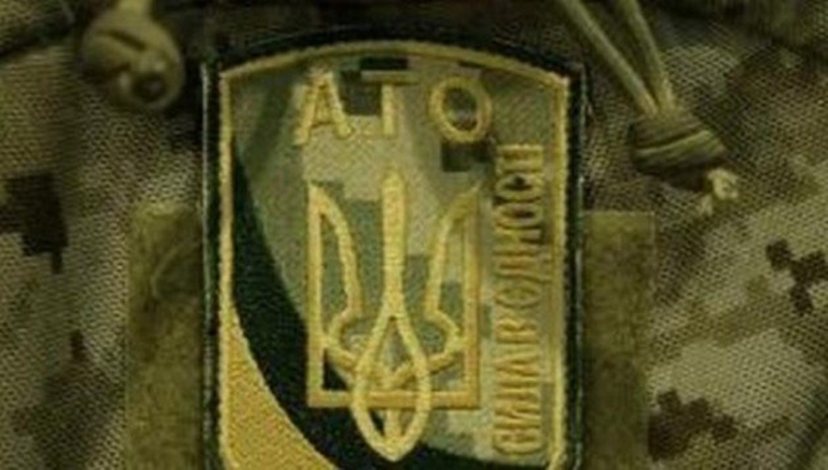 Бунт ветеранов АТО: украинцы массово возращают Порошенко свои награды