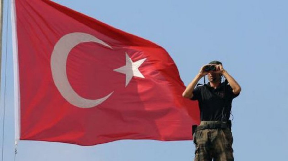 Войска Турции «захватили» Афины: все подробности