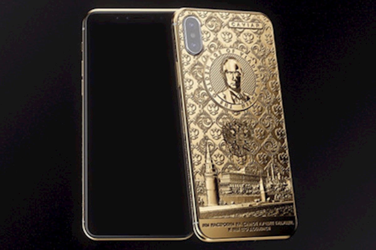 Ювелиры выпустили в честь Путина золотой iPhone X