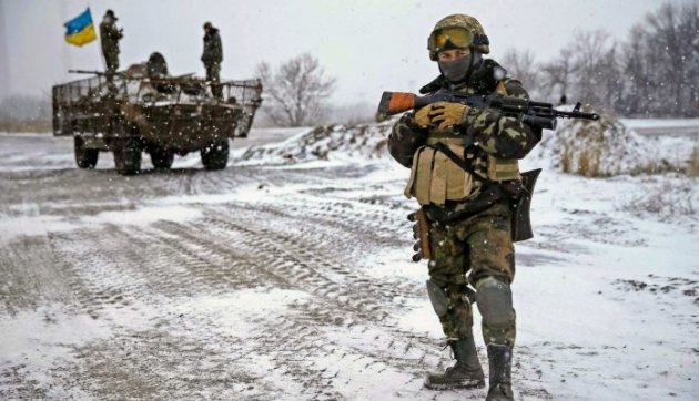 На Донбассе вступило в действие перемирие: что происходит по обе стороны "фронта"