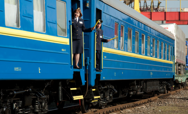 Грязь, мусор и уголь: курортный поезд “Укрзализныци” удивил "комфортом"