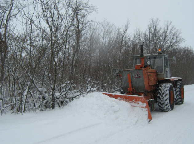 Метели и снежные заносы. Какова ситуация на дорогах Украины?