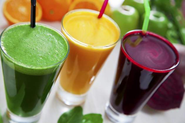 Ученые предупредили о смертельной опасности фруктовых соков