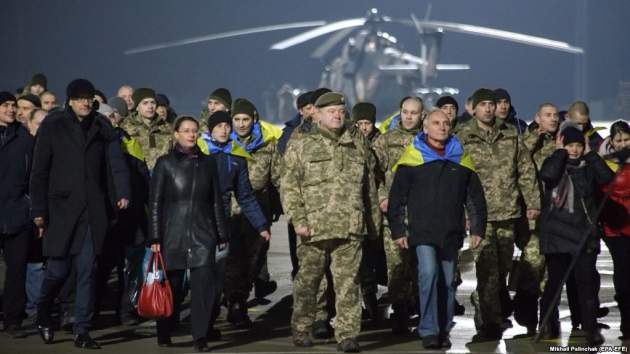 Освобожденные из плена боевиков украинцы до сих пор не получили обещанных властями компенсаций