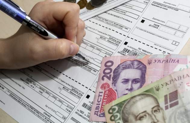 Счет идет на миллиарды: украинцы погрязли в коммунальных долгах