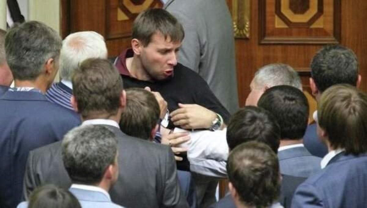 Парасюк опасается, что его осудят за убийства на Майдане
