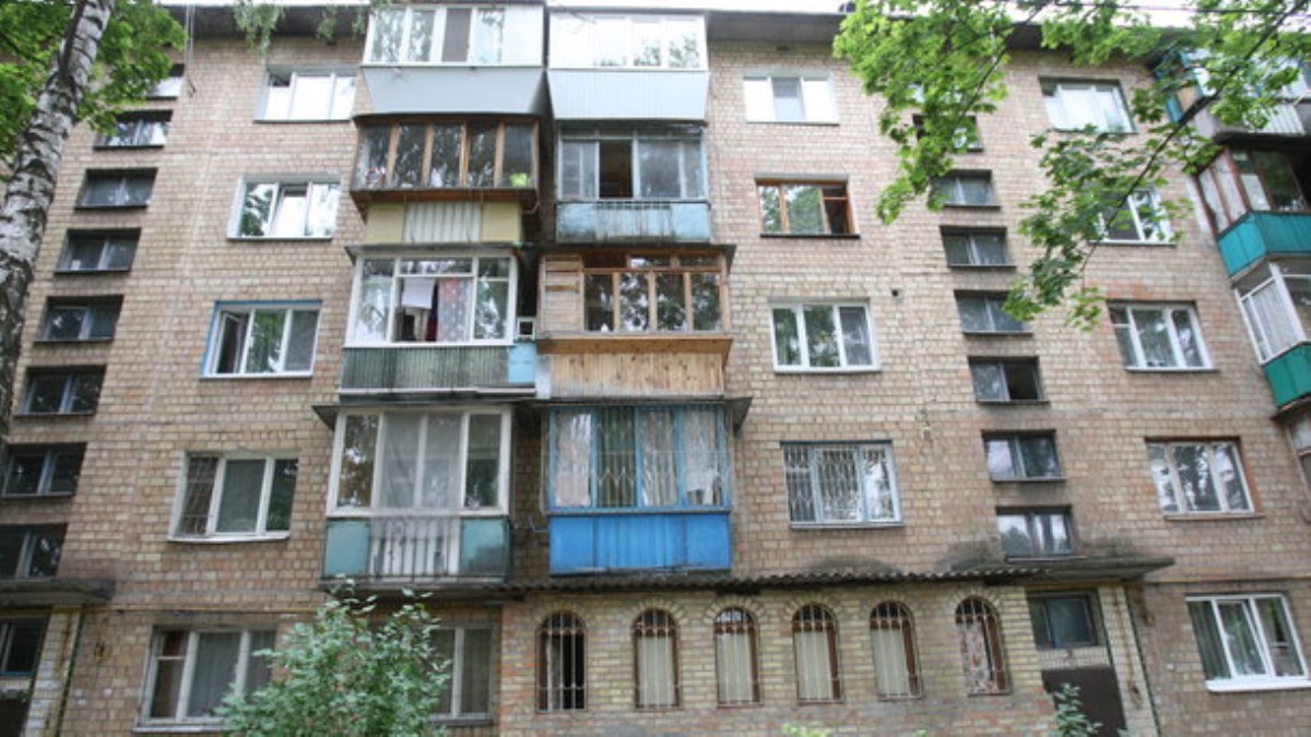 Какие "хрущевки" должны снести в Украине: кто рискует остаться без дома