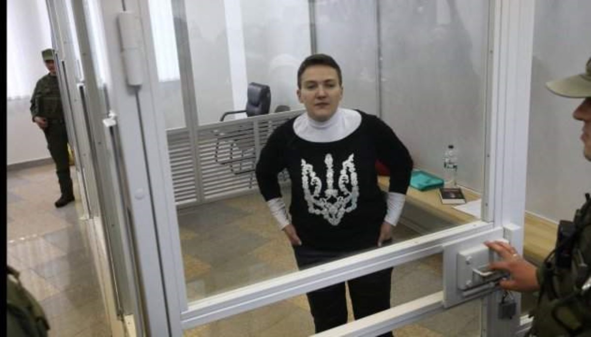 Савченко вернули в СИЗО