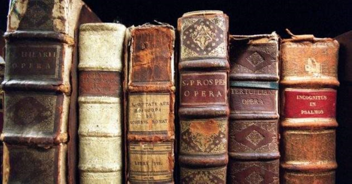 Антикварные книги «мистически» исчезли из украинской библиотеки