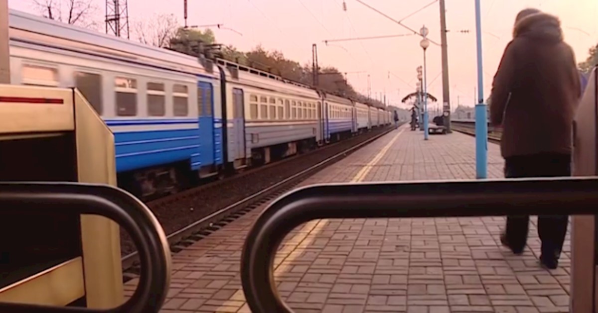 Вход в ад: журналист показал шокирующее фото украинской электрички