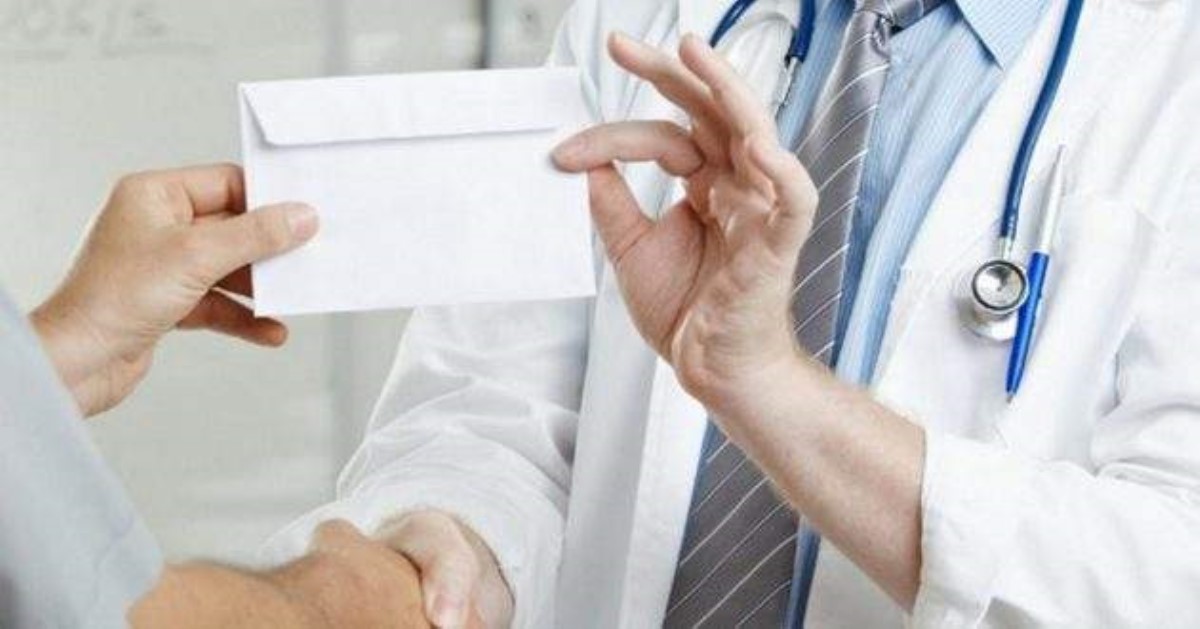 Подписывай декларацию с врачом или плати: это правда?