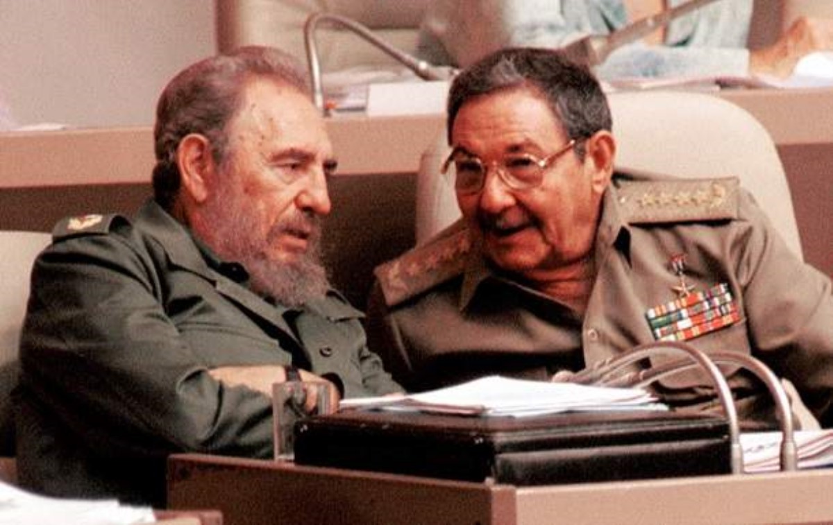 Уходит эпоха. Какую Кубу оставили братья Кастро