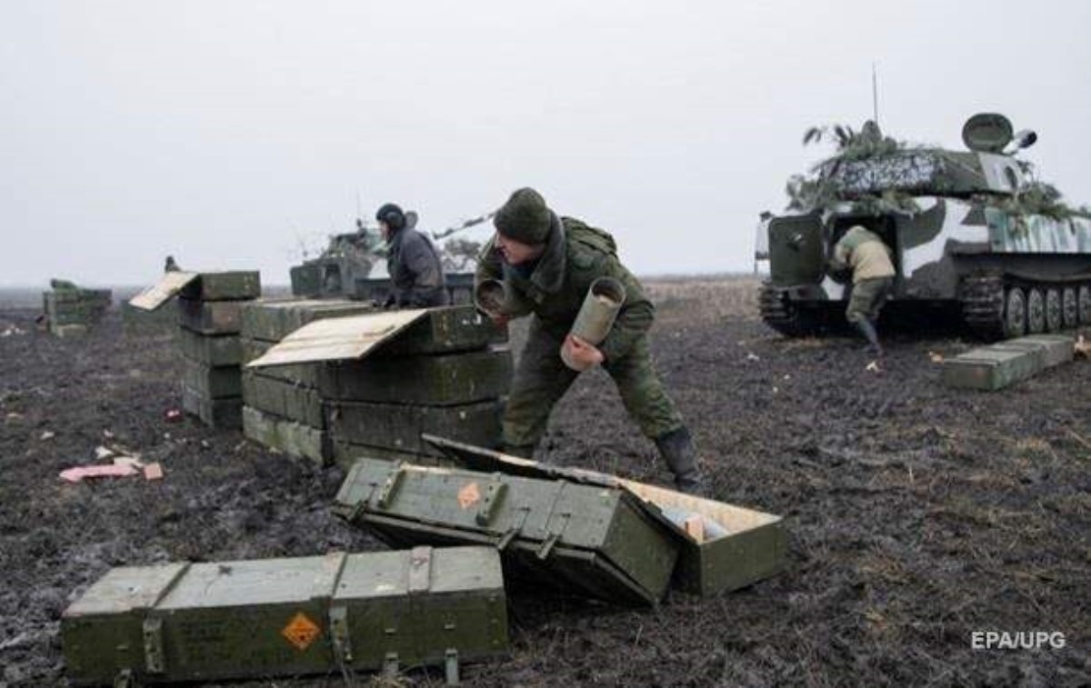 В Киеве подсчитали количество кадровых военных РФ на Донбассе