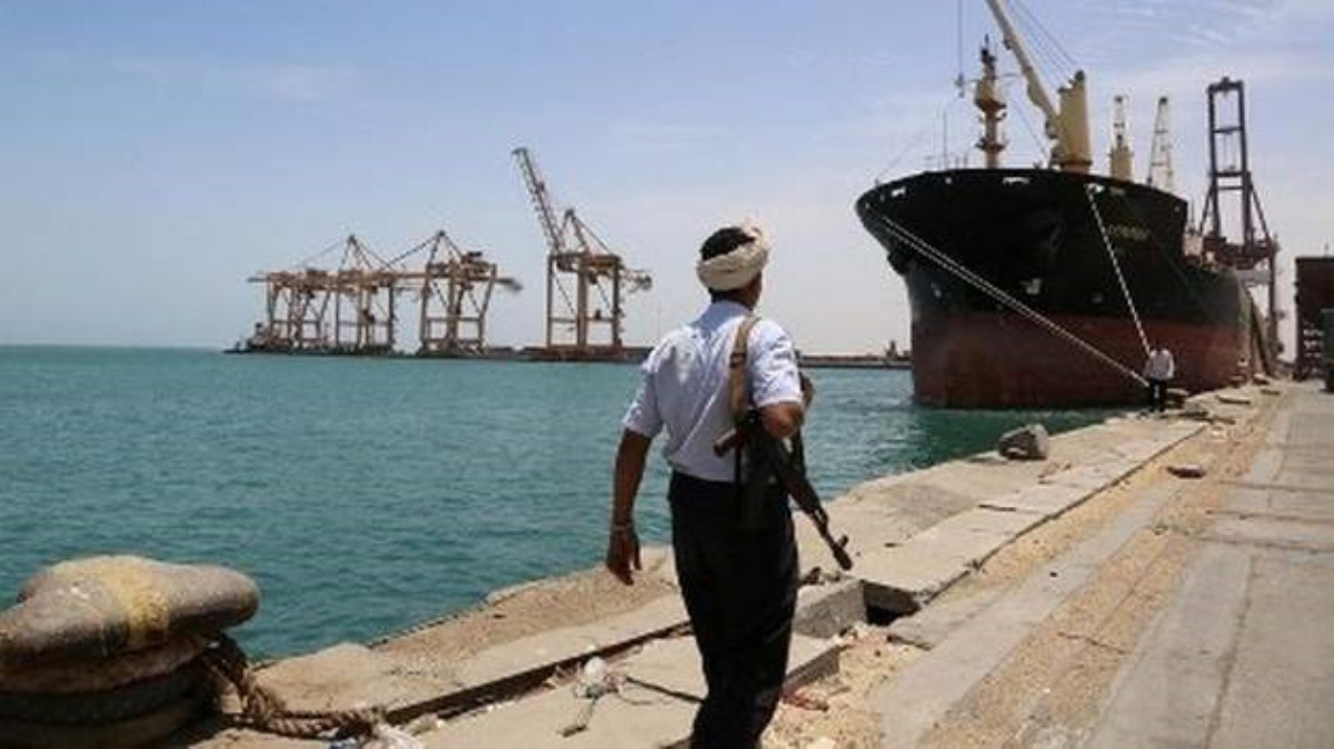 Захват 19 саудовских танкеров в Красном море взвинтил цены на нефть