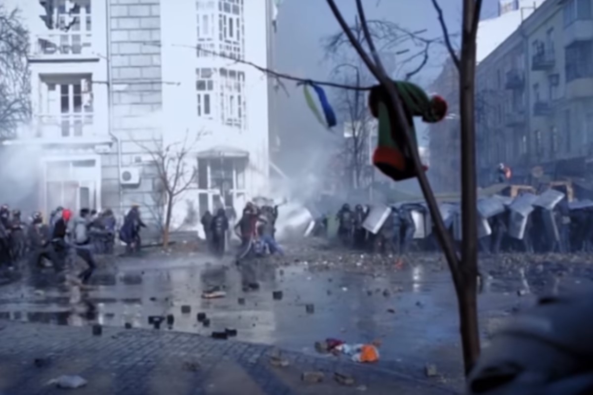 Израильськое ТВ показало расширенную версию скандального фильма о Майдане