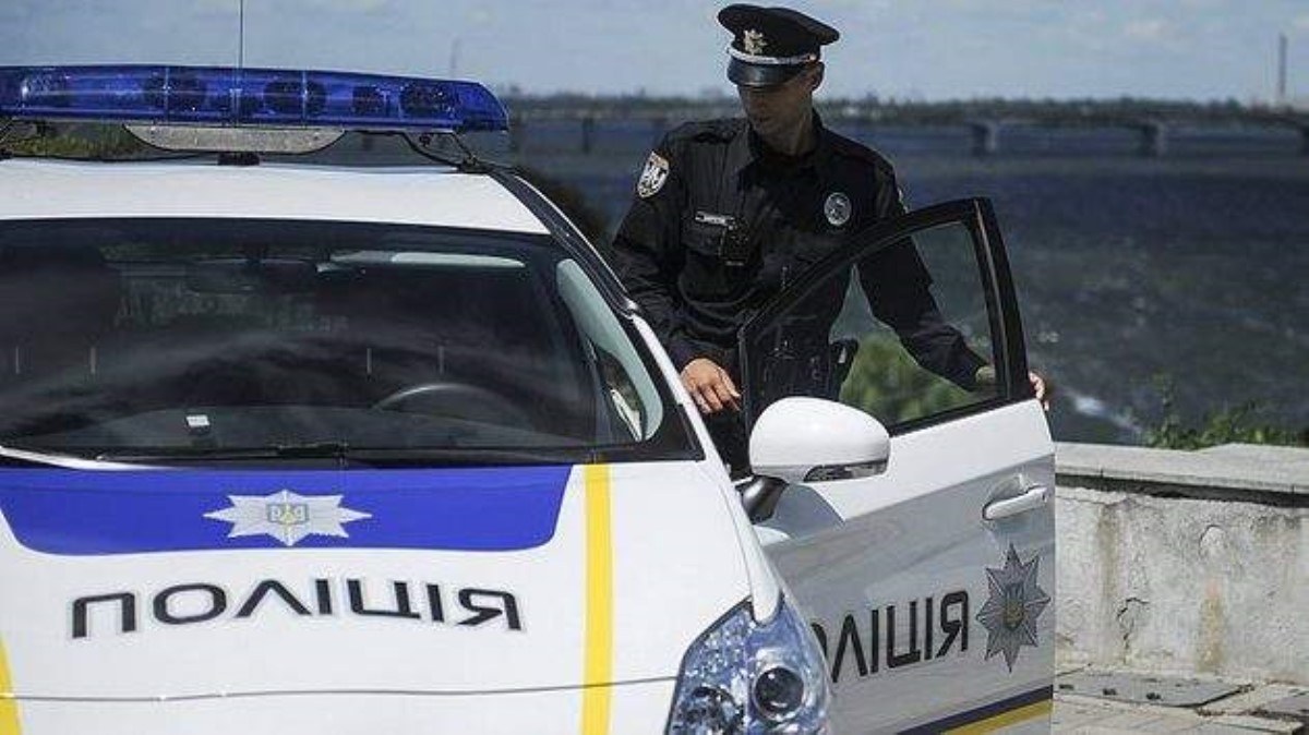 В Виннице полицейские избили водителя за замечание