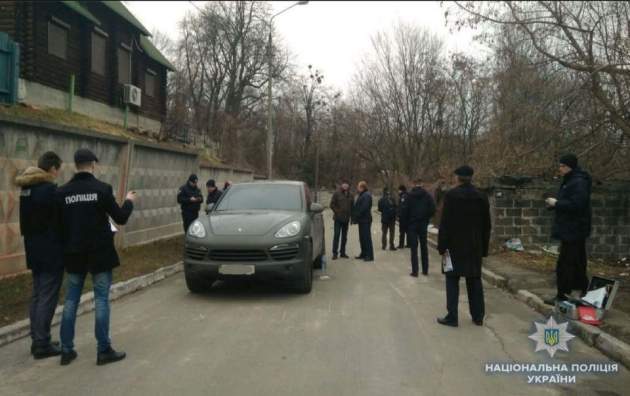 В Киеве неизвестные избили иностранца и устроили стрельбу