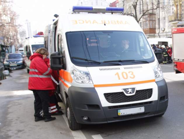 Медики бьют тревогу: Киев может остаться без скорой помощи