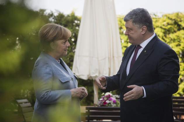 Меркель провела переговоры с Порошенко: все подробности