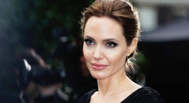 Анджелина Джоли срочно госпитализирована после потери сознания